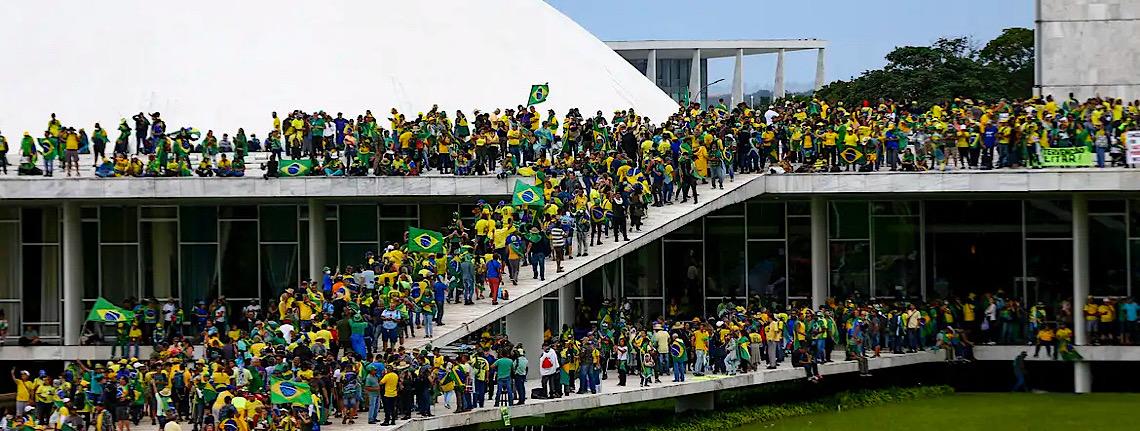 Justiça da Argentina decide extraditar cinco condenados por participação nos atos antidemocráticos de 8 de janeiro 