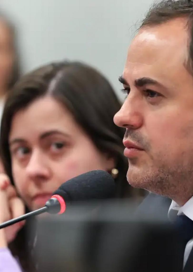 Câmara dos Deputados tem reviravolta e decide suspender Glauber por seis meses em vez de cassá-lo