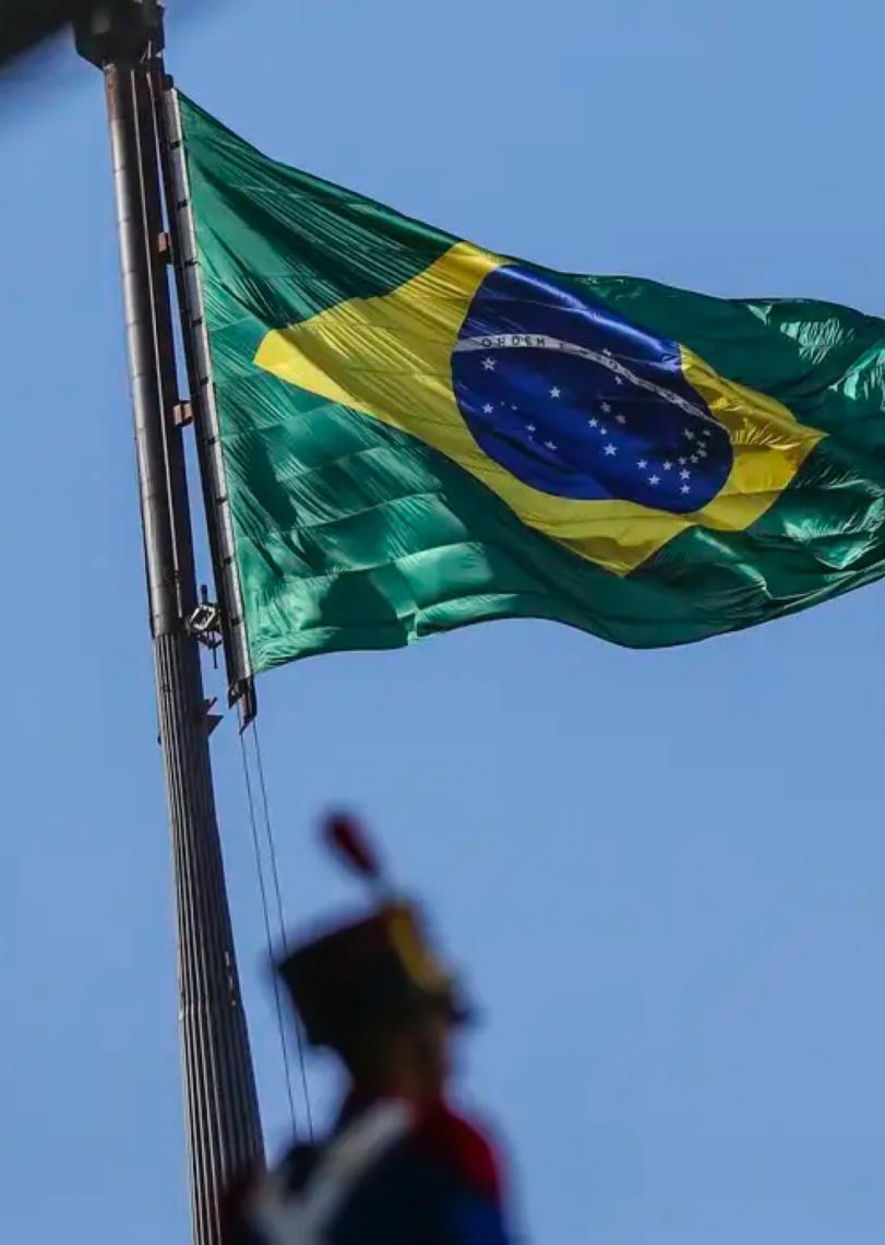 Políticos e autoridades celebram queda da Lei Magnitsky contra Moraes 