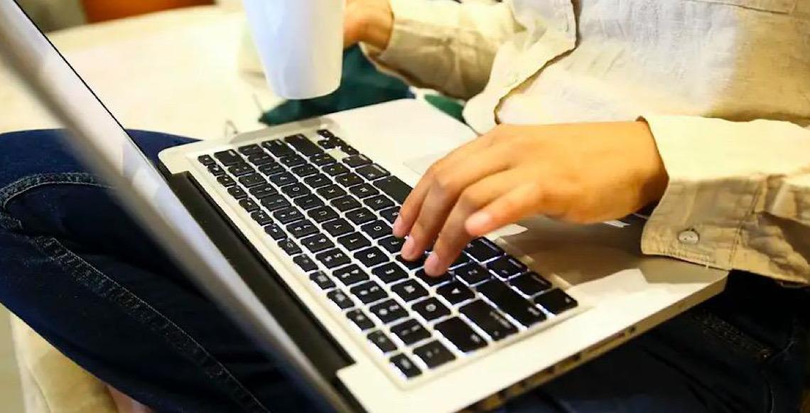 Tentar resolver tudo antes de o ano acabar gera frustração e sobrecarga emocional; saiba administrar tarefas