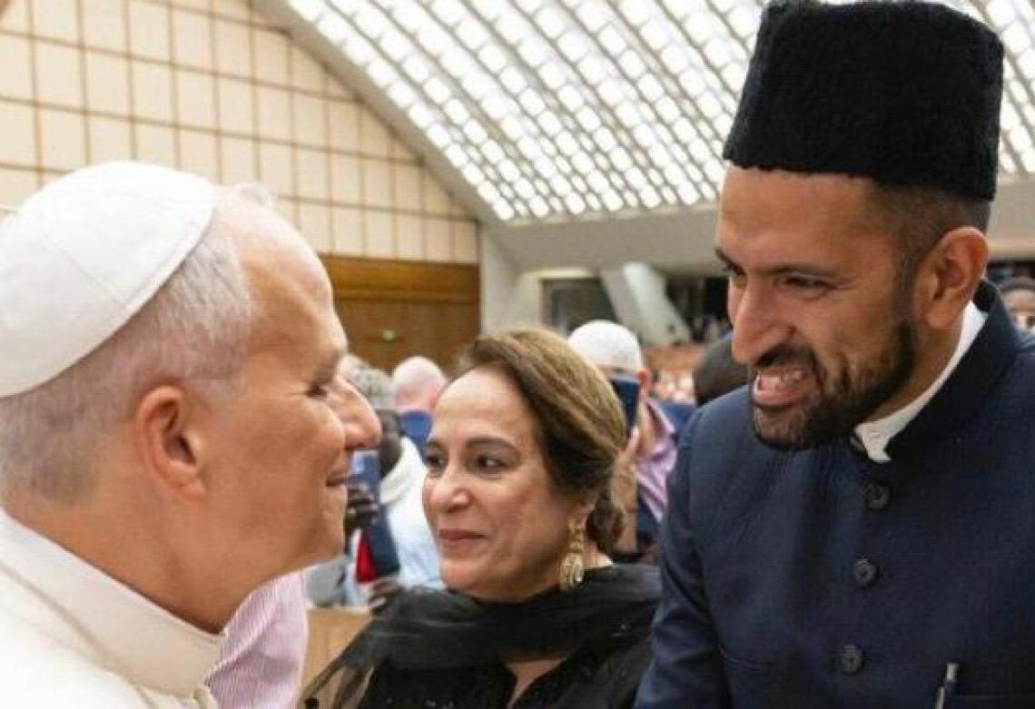 Leão 14 já se posicionou sobre polêmicas, papel de Maria, monogamia e casamento