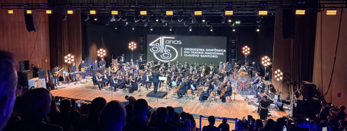 Orquestra Sinfônica do Teatro Nacional leva clássicos natalinos à Esplanada dos Ministérios