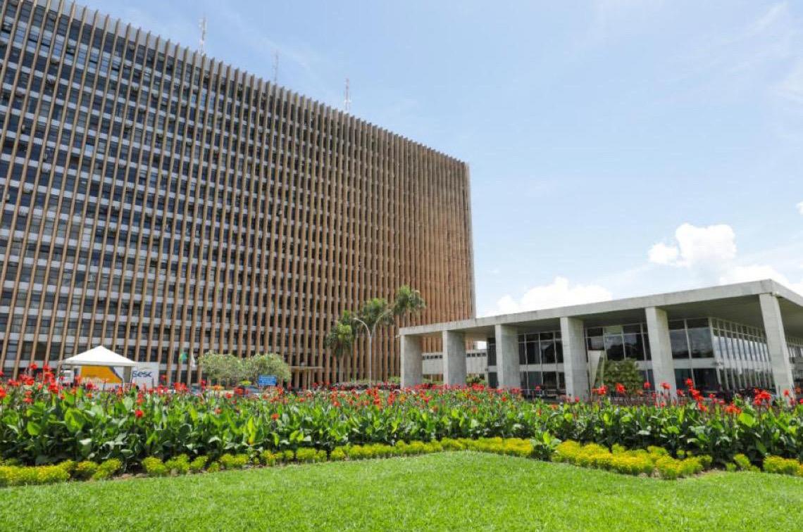 Lei garante abono de ponto no aniversário para servidores do Distrito Federal