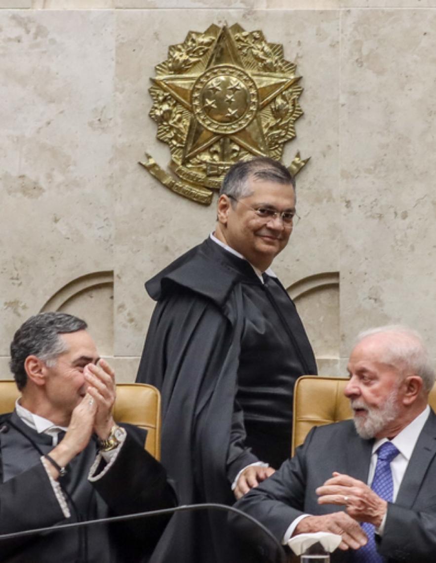 Ministro Flávio Dino proíbe emendas para entidades ligadas a parentes de parlamentares