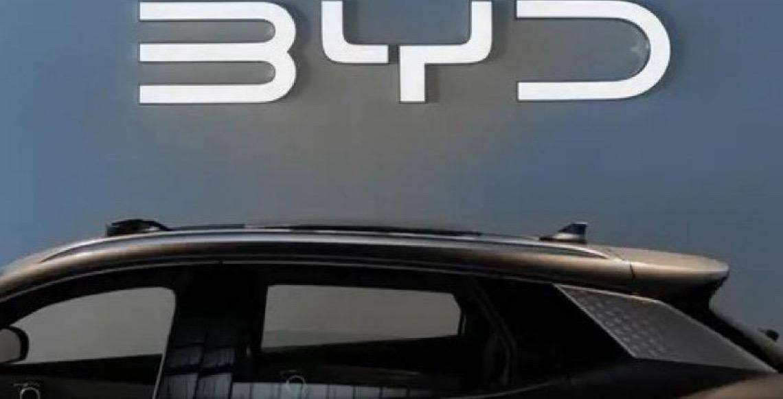 Veículos elétricos chineses ganham popularidade em Portugal, liderados pela BYD