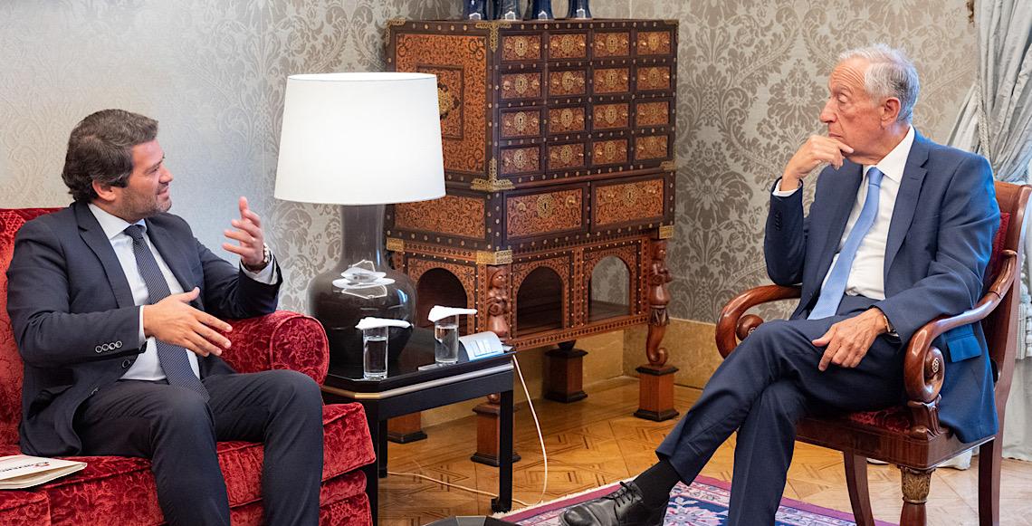 Ultradireitista lidera votação de portugueses no Brasil; Ele enfrentará socialista no 2º turno