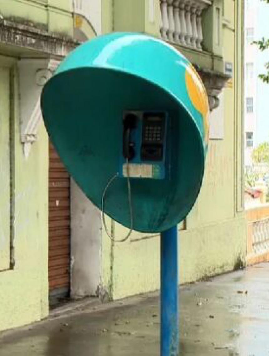 Com fim das concessões brasileiras, operadoras começam a retirar orelhões do país