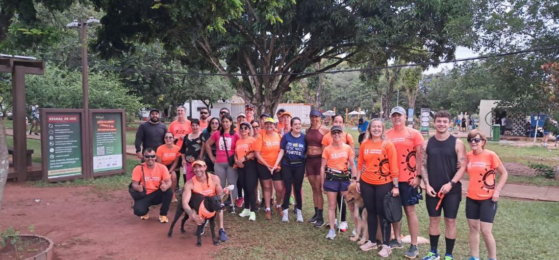 Corrida de Reis reforça inclusão com participação de corredores cegos do projeto Correndo com Você