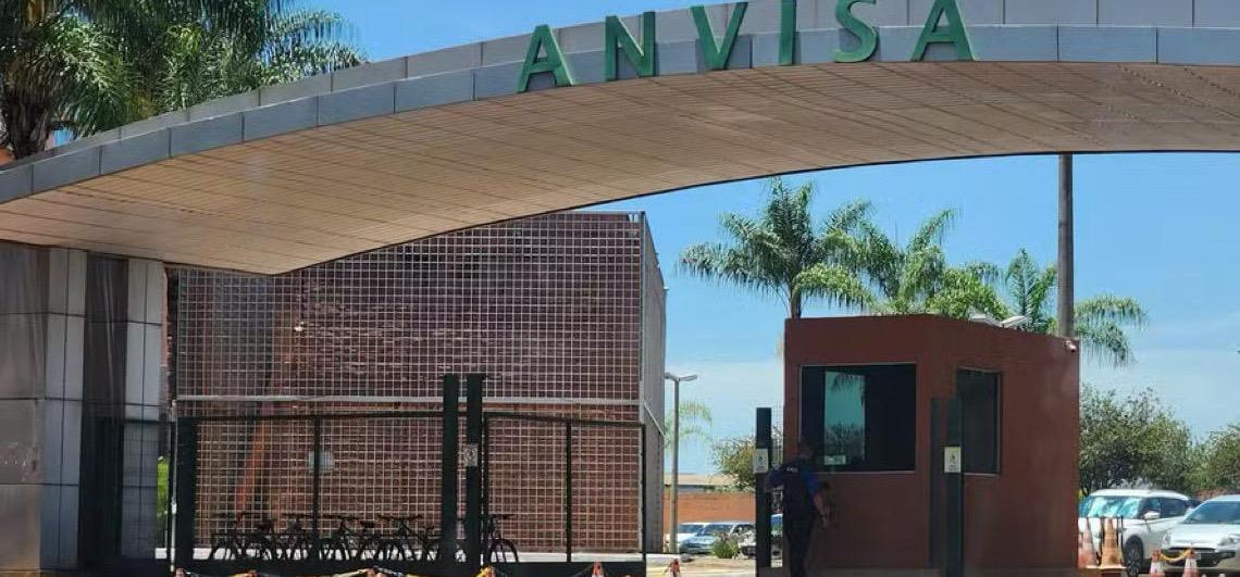 Agência Nacional de Vigilância Sanitária suspende venda de sal grosso e pó para decoração