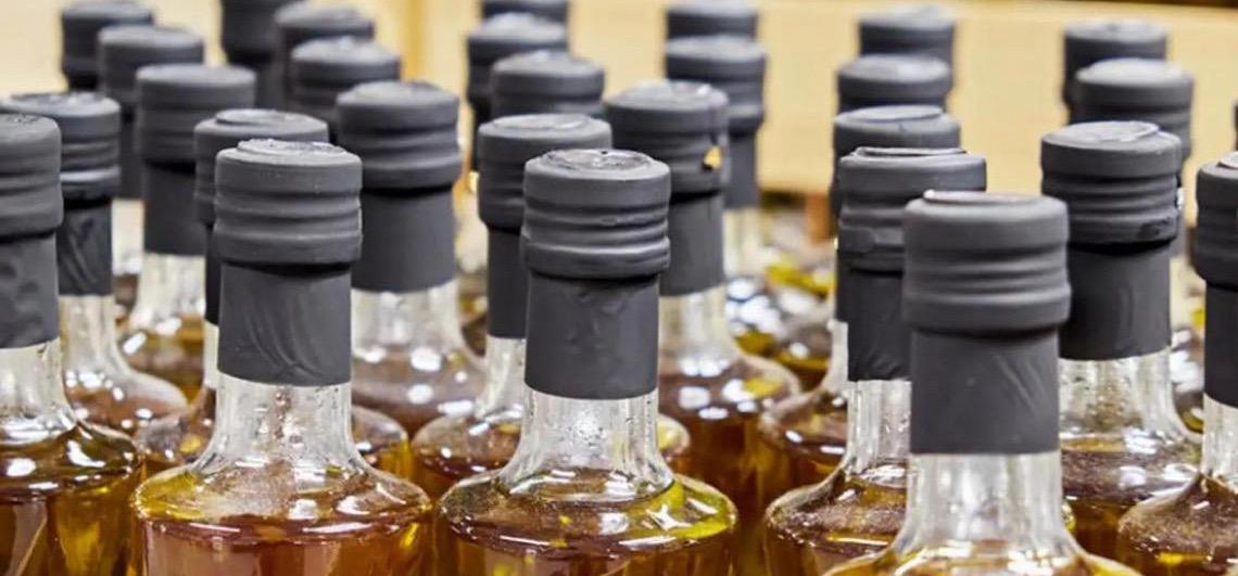 Agência Nacional de Vigilância Sanitária proíbe venda de azeite e suspende doce de leite e sal grosso