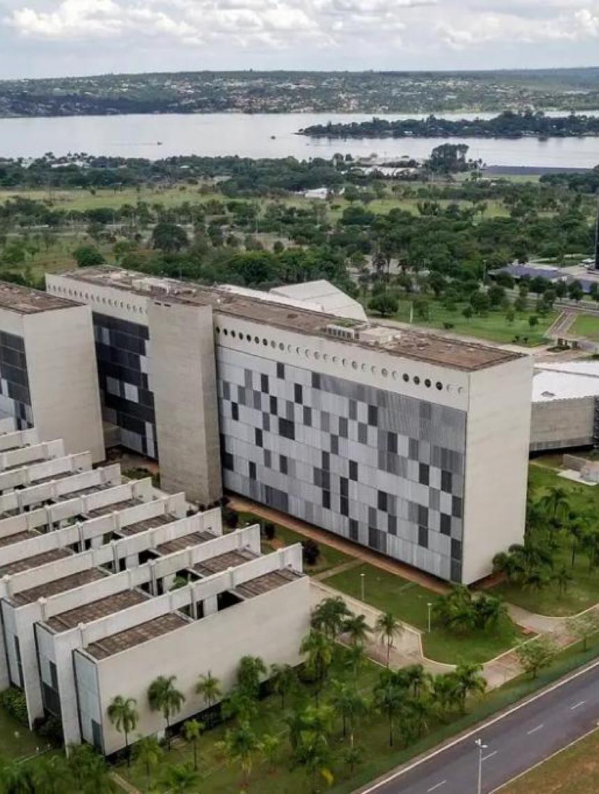 Ministro do Superior Tribunal de Justiça acusado de importunação sexual pede licença médica