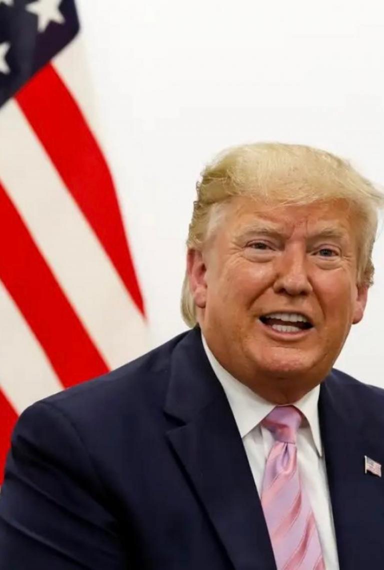 Donald Trump diz que não viu parte racista do vídeo e não se desculpará