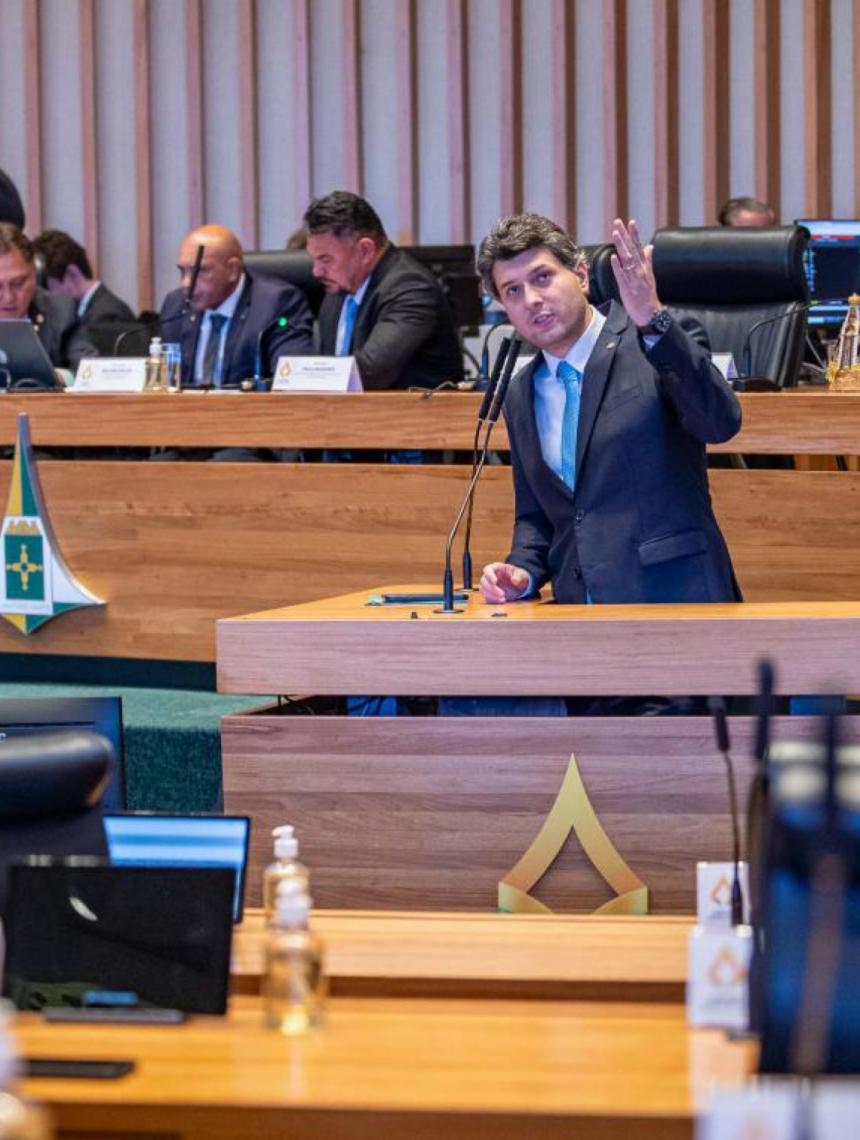 Câmara Legislativa aprova projetos que suspendem prazos de validade de concursos públicos no DF