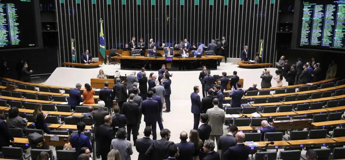 Câmara dos Deputados aprova projeto que cria a Universidade Federal do Esporte