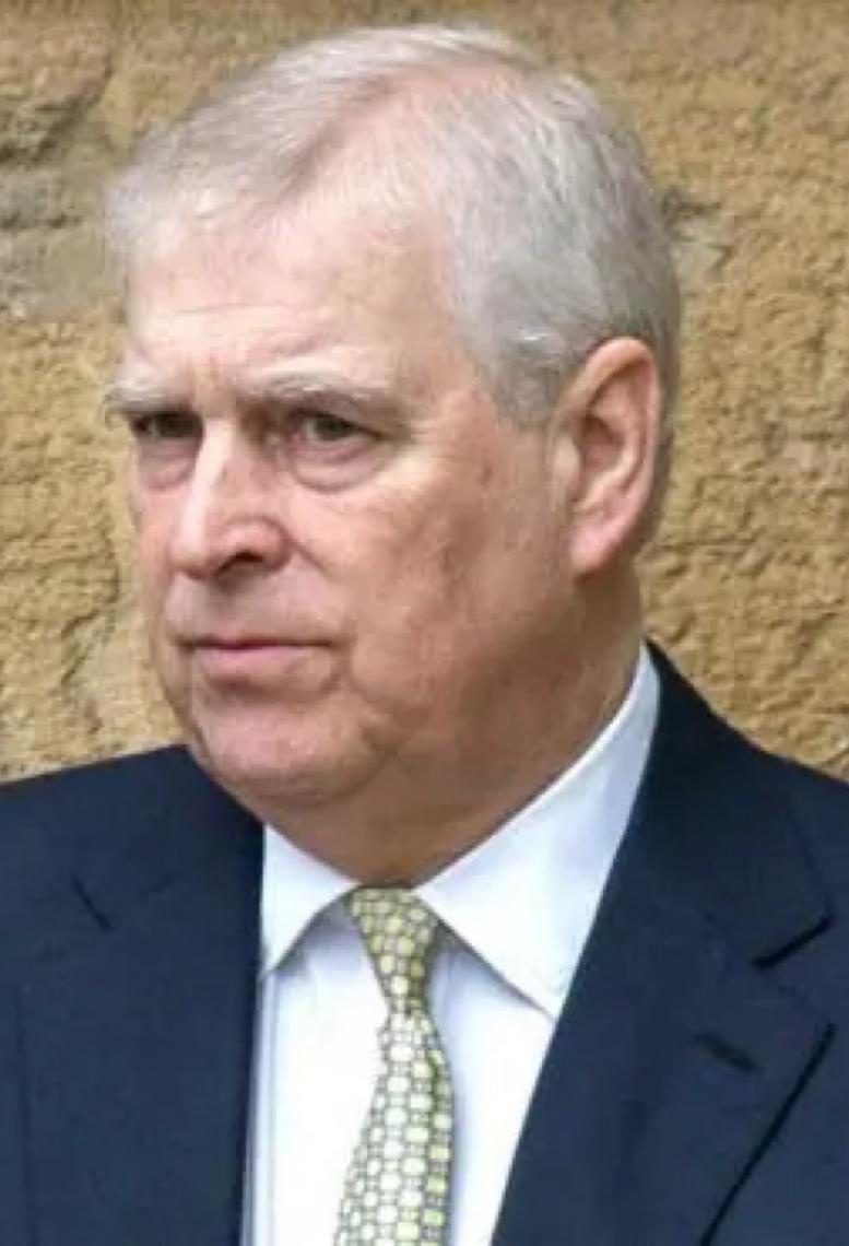 Ex-príncipe Andrew fica preso por 11 horas por suspeita de conduta imprópria envolvendo caso Epstein