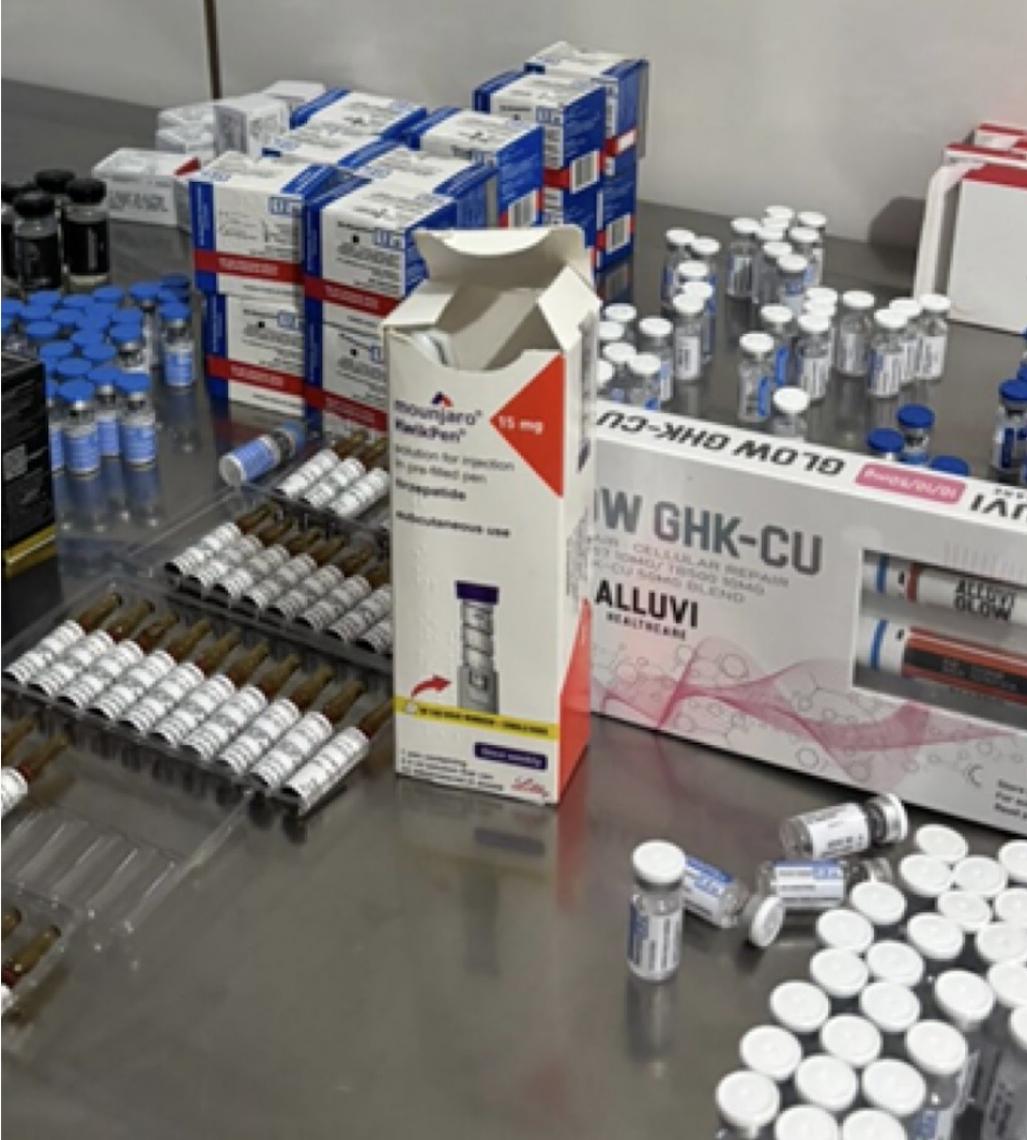 Medicamentos irregulares e sem registro são apreendidos pela Vigilância Sanitária do Distrito Federal