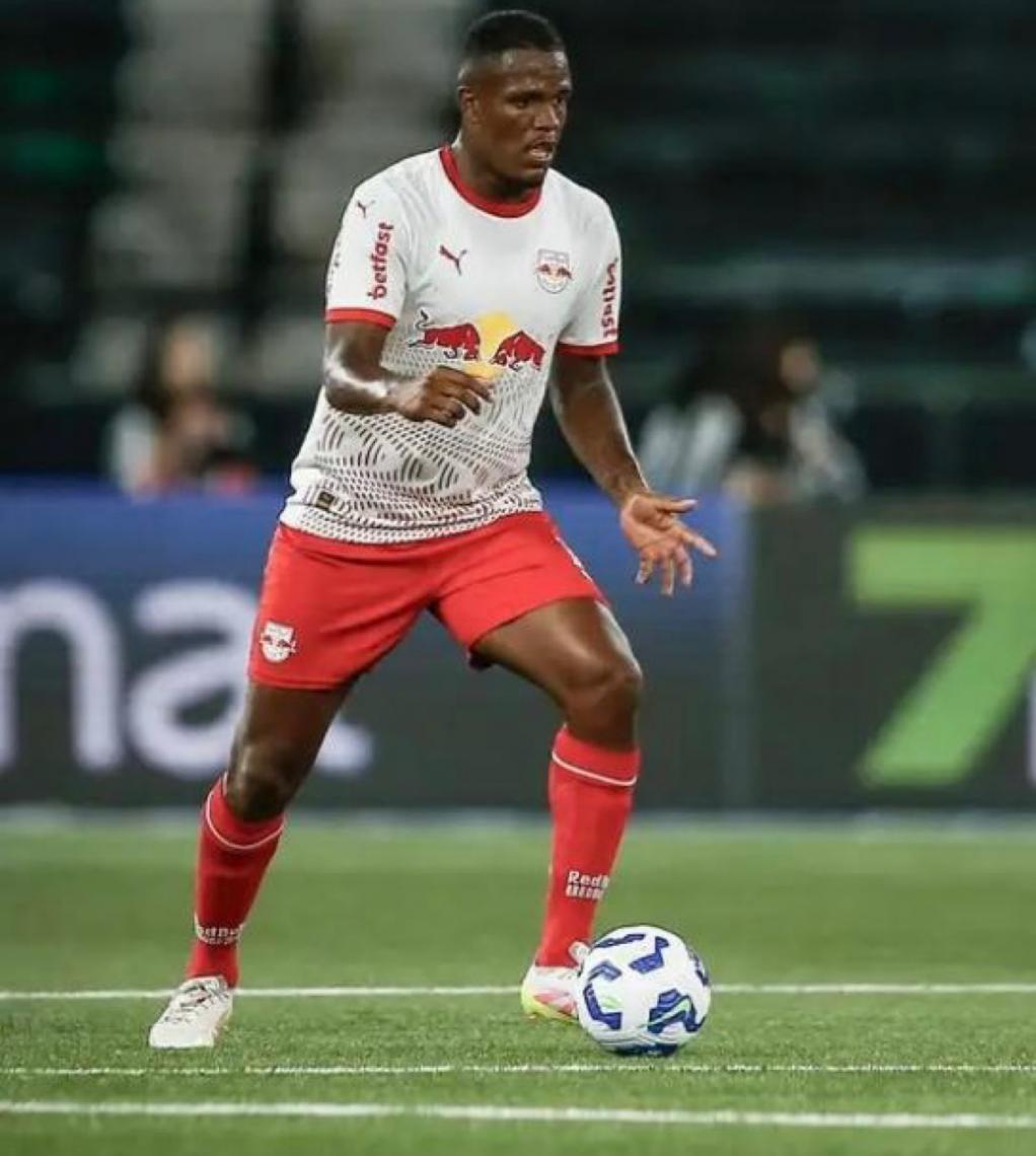 Ministérios das Mulheres e do Esporte repudiam ato de machismo contra árbitra no Brasileirão