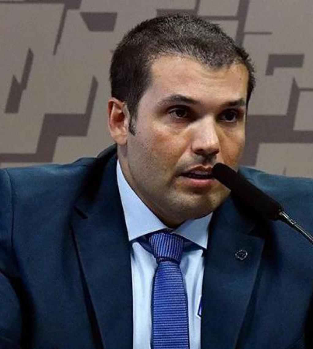 Escândalo do Master envolveu 'alinhamento perverso', diz presidente interino da CVM