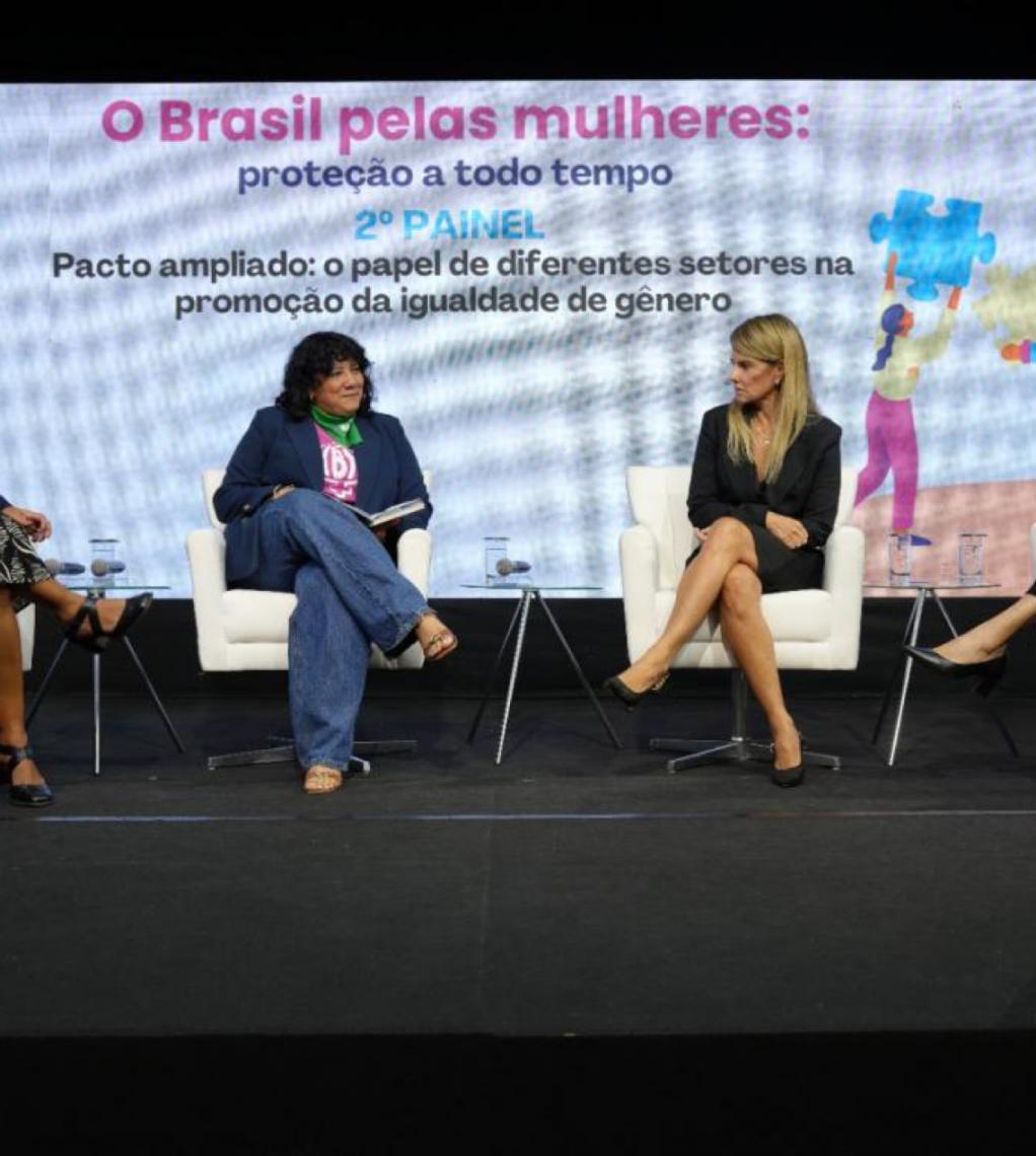 Às vésperas do Dia Internacional da Mulher: Encontro reforça enfrentamento ao feminicídio como política de Estado