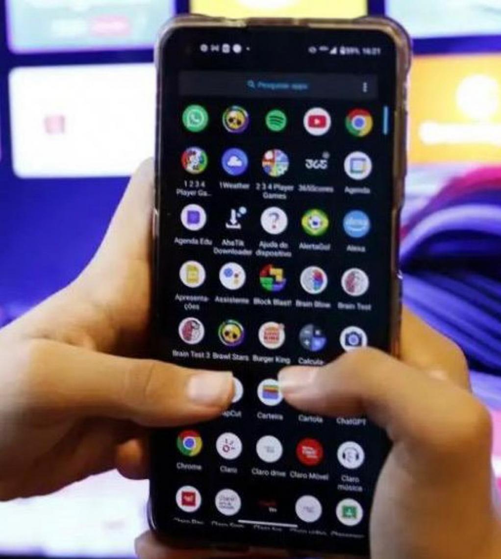 Governo brasileiro zera tarifa de 105 itens e derruba alta de imposto para smartphones e eletrônicos