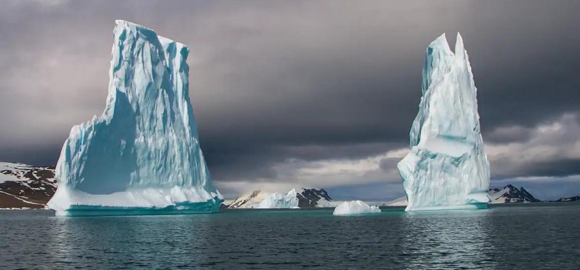 Estudo brasileiro Planeta em Degelo, alerta para degelo acelerado nas calotas polares