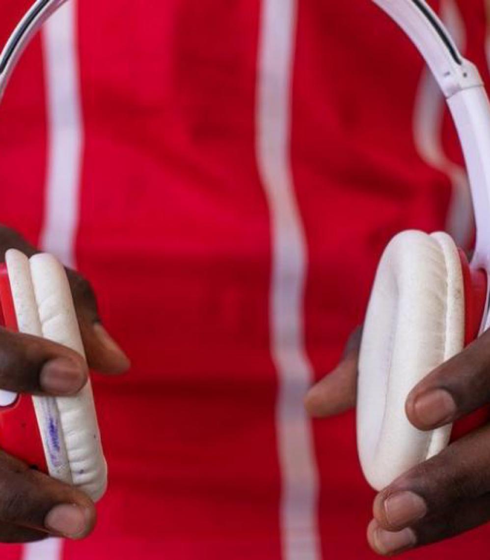 OMS marca Dia Mundial da Audição com foco em crianças em idade escolar