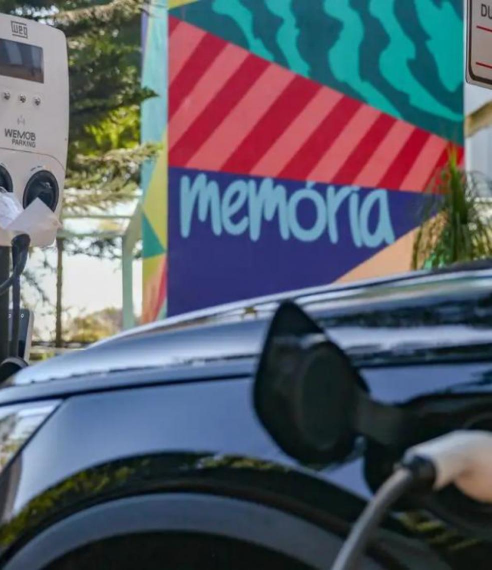 Emplacamentos de veículos novos no Brasil avançaram em fevereiro, aponta Fenabrave