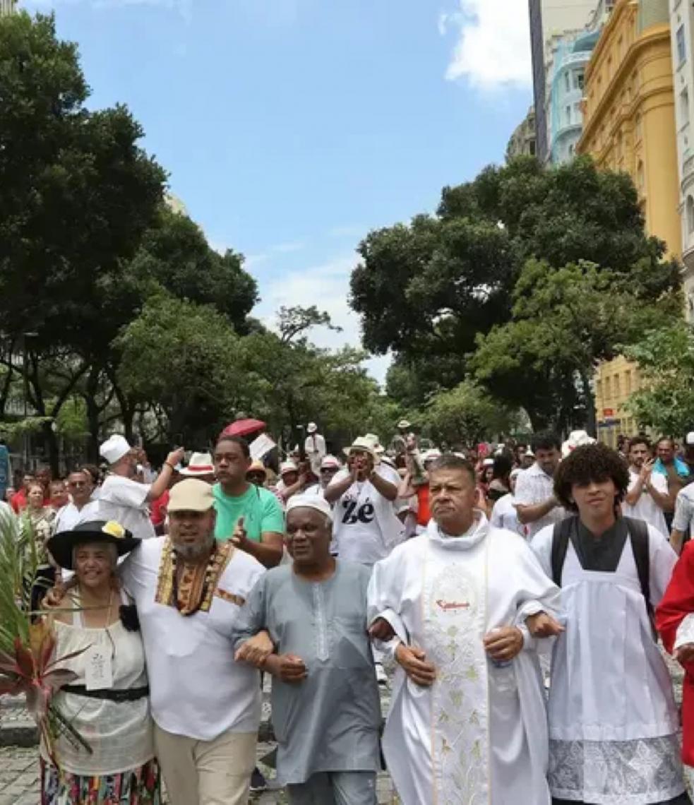 Justiça do Distrito Federal assegura o direito de liberdade religiosa à professora da rede pública