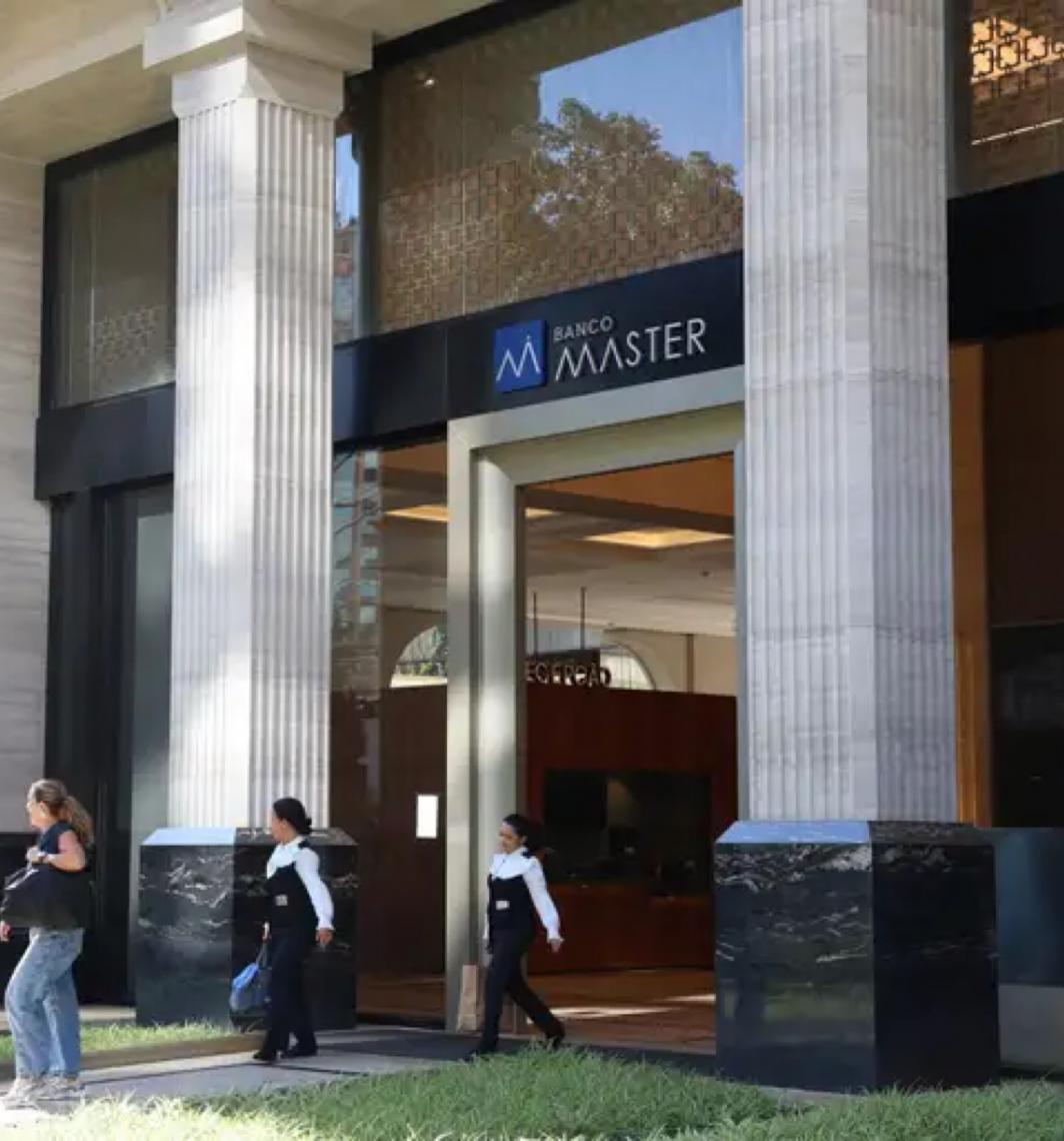 Master tentou repassar R$ 15,8 bi ao BRB para compensar fraude em carteiras de crédito, diz relatório