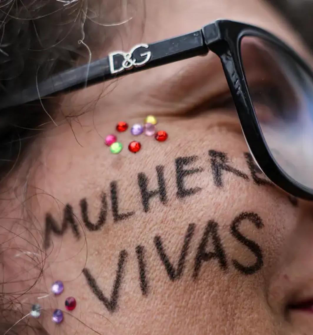 Senado brasileiro vai premiar homens e instituições que combatem violência contra a mulher 