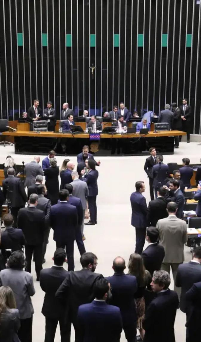 Câmara dos Deputados aprova inclusão de homicídio vicário na Lei Maria da Penha