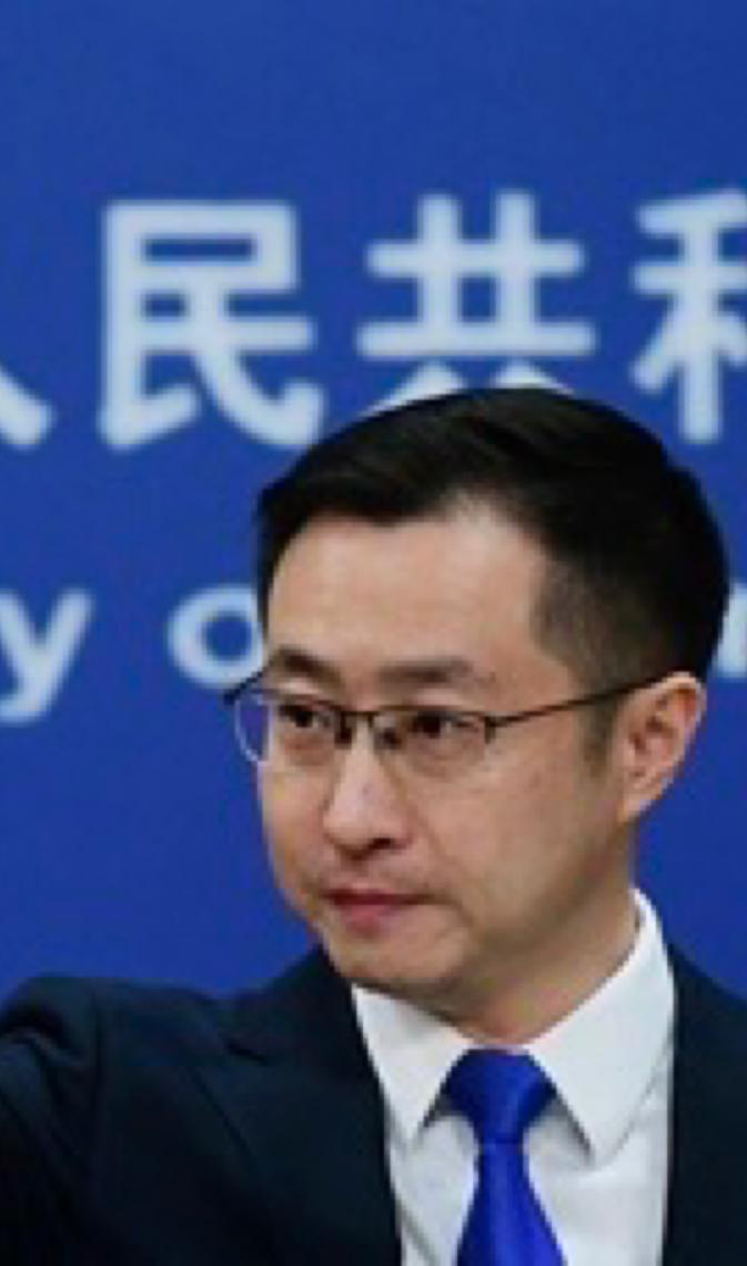 China afirma que assassinato de líderes iranianos e ataques a alvos civis são 