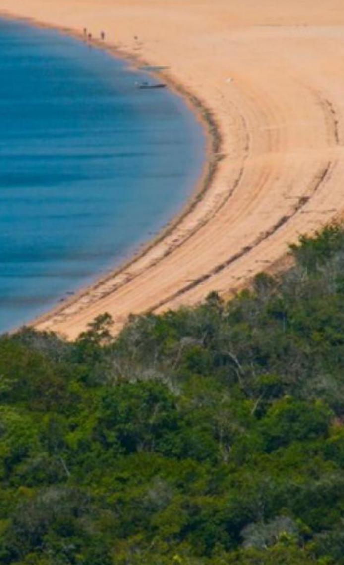 Alter do Chão surpreende com praias de areia branca e águas mornas no coração da floresta