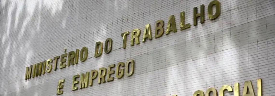 Associações pedem ao Ministério do Trabalho para não adiar norma sobre saúde mental nas empresas