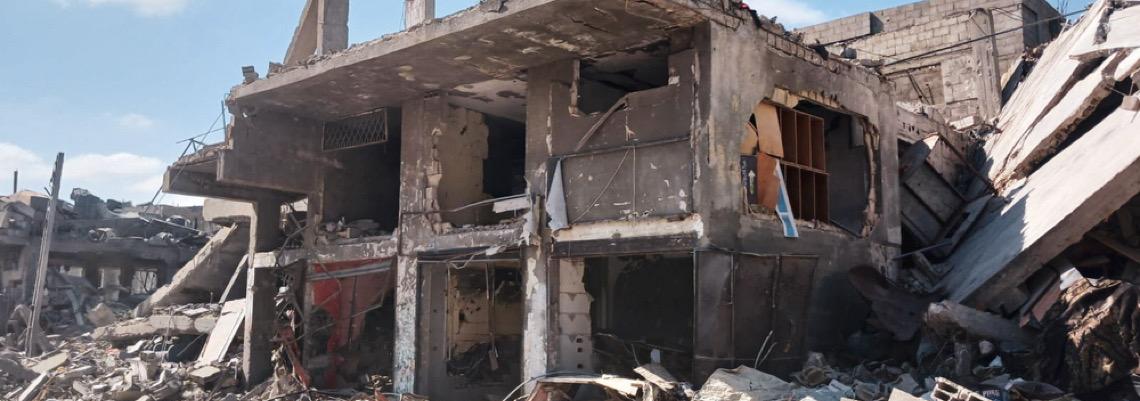 'O Livreiro de Gaza' dá um rosto lírico a vítimas de catástrofe palestina