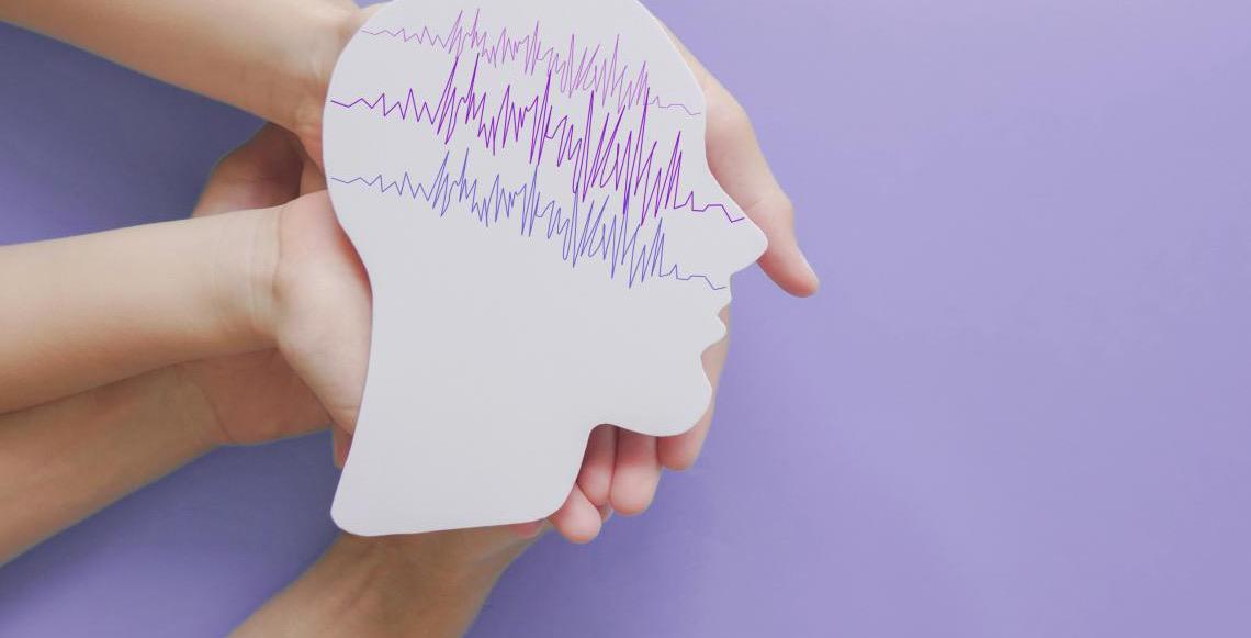 Passo a passo simples: Saiba o que fazer em uma crise epiléptica e ajude a salvar vidas