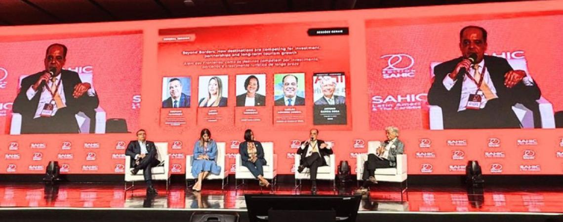 Ministério do Turismo reforça atração de investimentos ao Brasil no principal evento da hotelaria na América Latina e Caribe