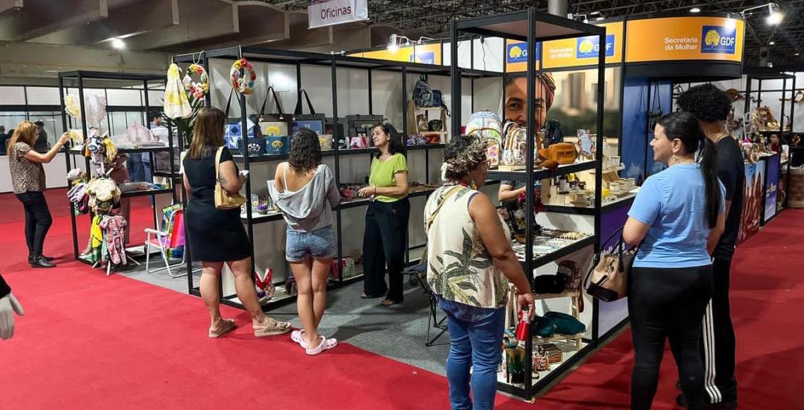 Mulheres do Distrito Federal expõem produtos no 21º Salão do Artesanato – Raízes Brasileiras