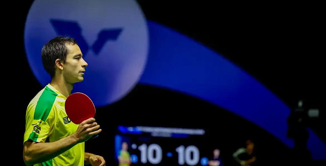 Brasileiro Hugo Calderano cai para chinês na semi e leva bronze na Copa do Mundo de Tênis de Mesa