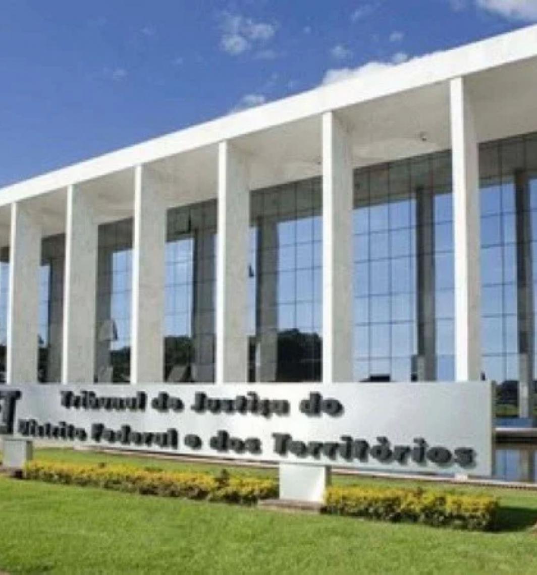 Conselho Especial do Tribunal de Justiça derruba leis que ampliavam painéis publicitários no Distrito Federal