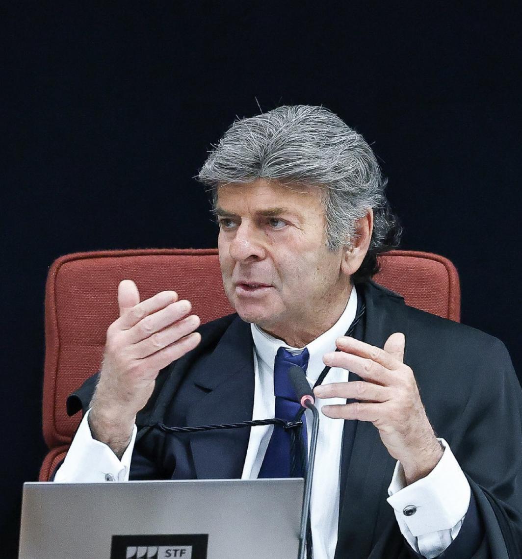 Ministro Luiz Fux cita Master e diz que, se políticos do RJ forem ao inferno, vão com 'altas autoridades'