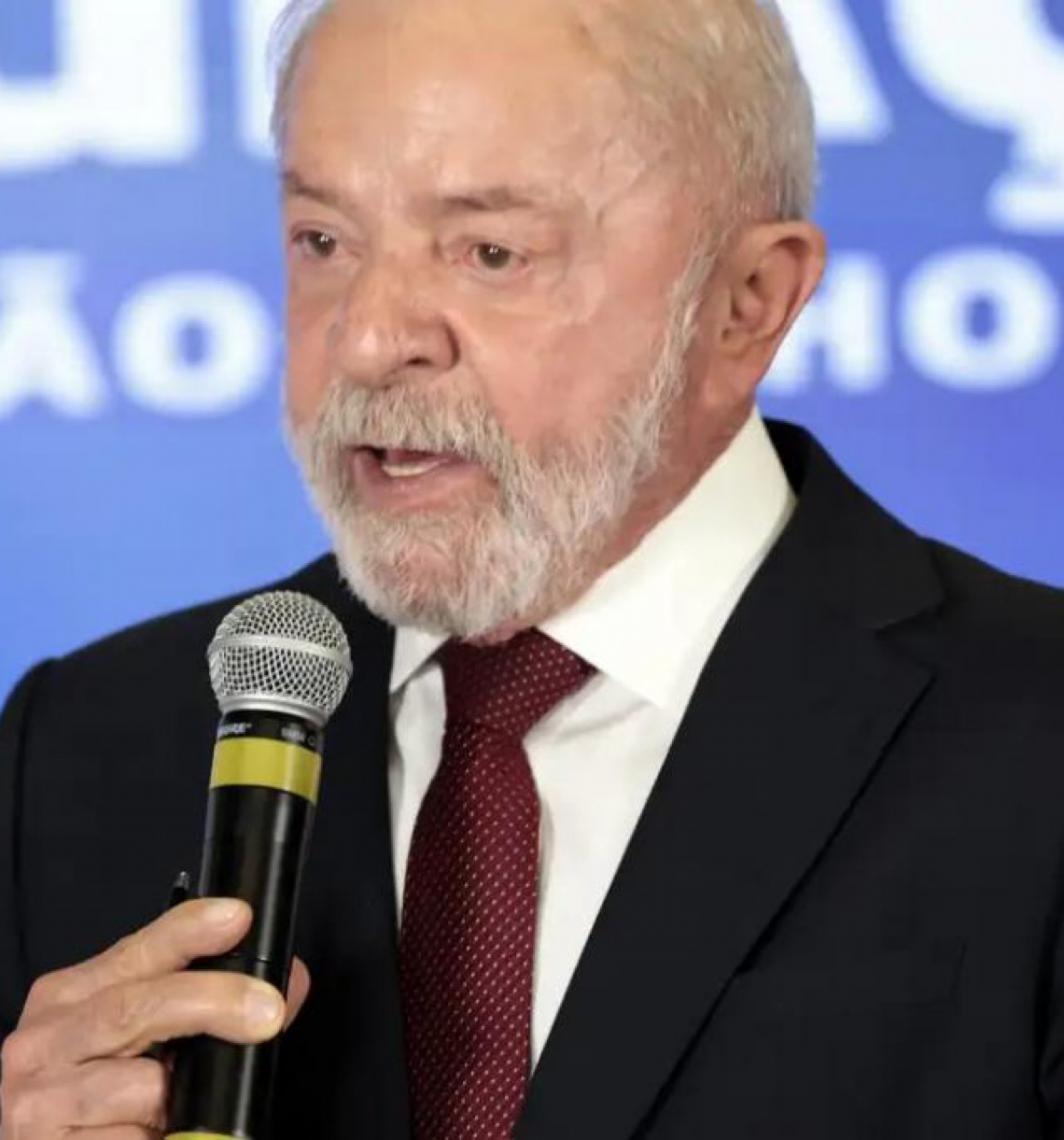 Luiz Inácio Lula da Silva quer incluir inadimplentes do FIES em pacote contra endividamento