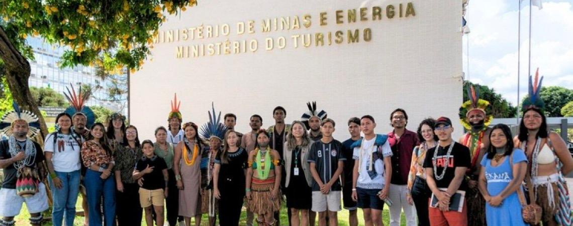 Ministério do Turismo debate desenvolvimento do etnoturismo com lideranças indígenas