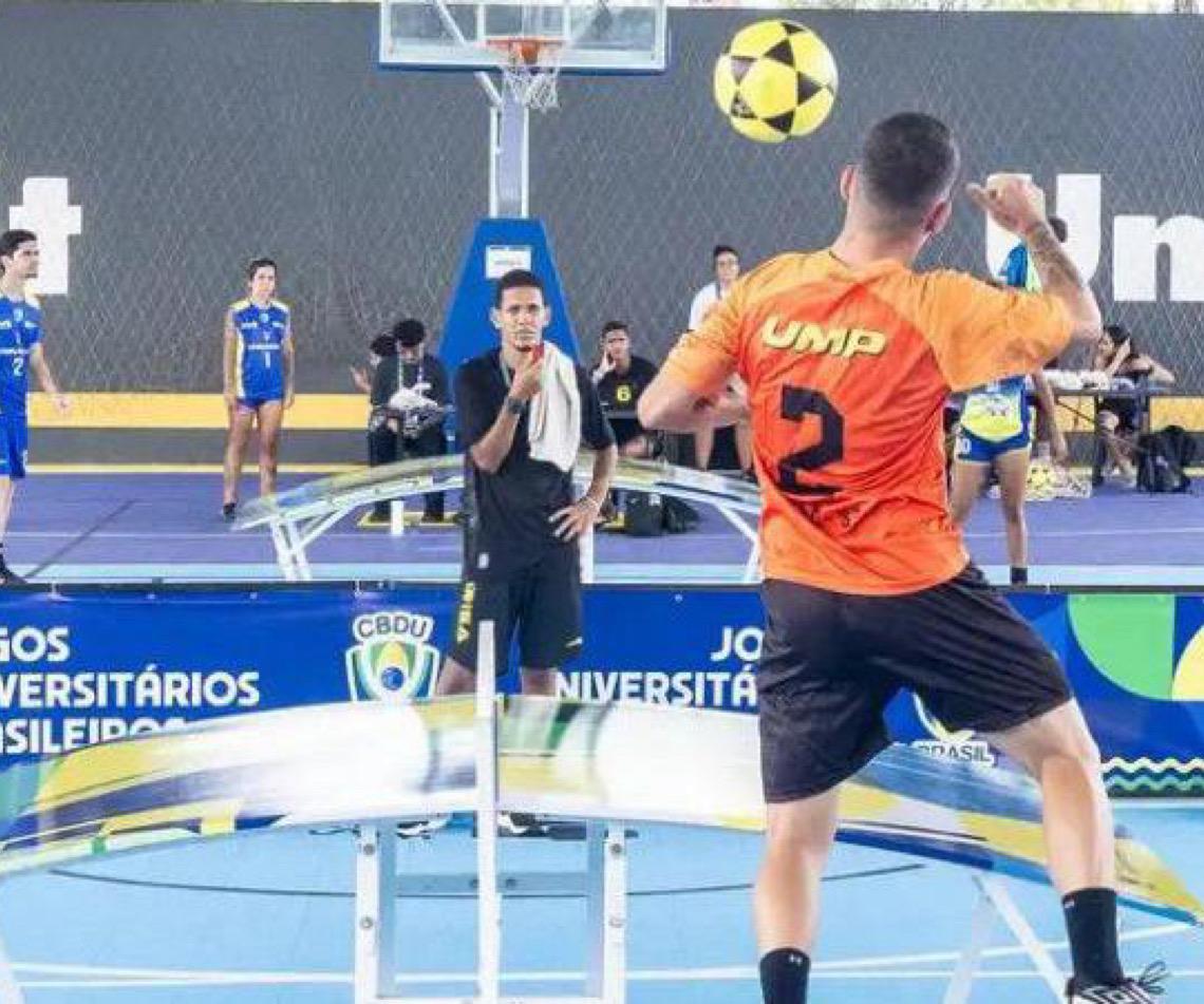 Esporte Universitário leva mensagem de paz em meio a conflitos globais