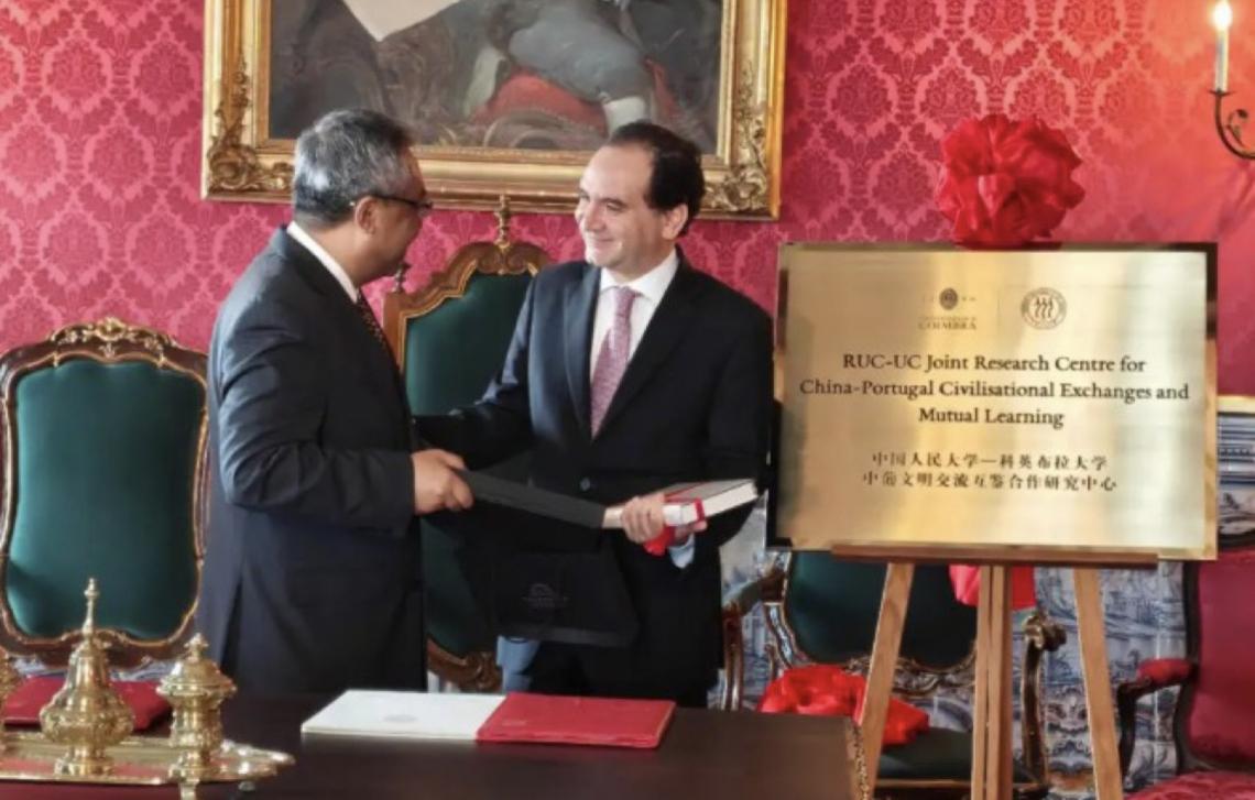 Embaixador chinês participa na inauguração de centro de investigação conjunta na Universidade de Coimbra
