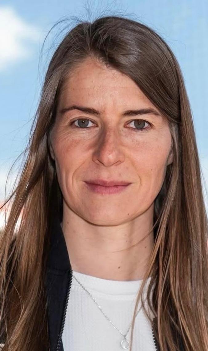 Ex-jogadora vira 1ª mulher a treinar um time nas grandes ligas europeias