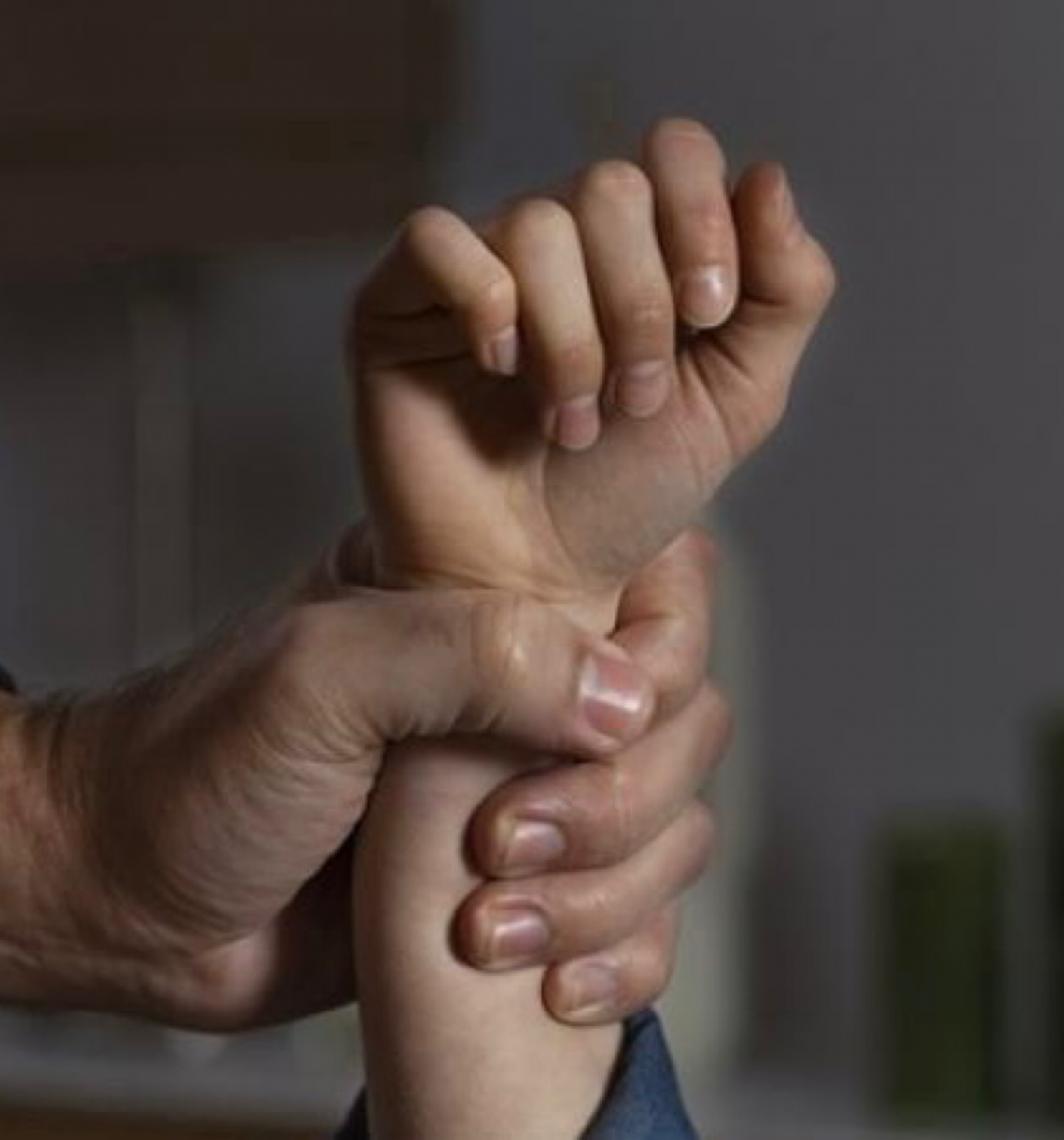 Câmara aprova endurecimento de pena para preso em saída temporária que agredir mulher