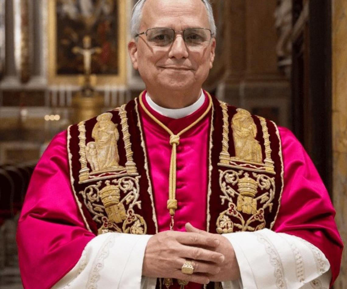 Estou na África para encorajar católicos, não debater com Trump, diz papa Leão XIV