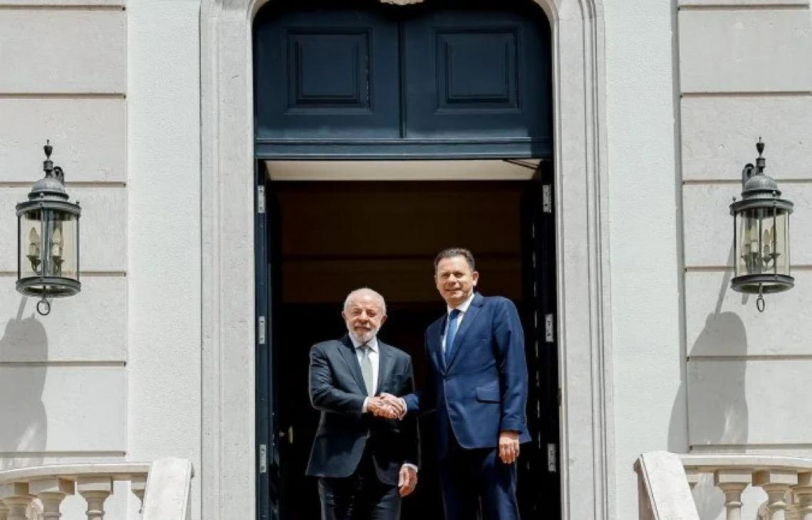 Presidente do Brasil, Lula da Silva chega a Portugal e trata de imigração com premiê e presidente