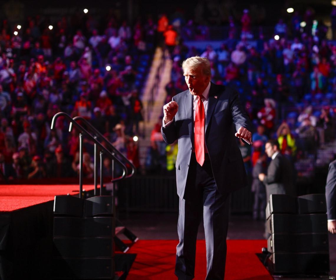 Líderes mundiais condenam disparo de tiros em jantar com Donald Trump nos EUA